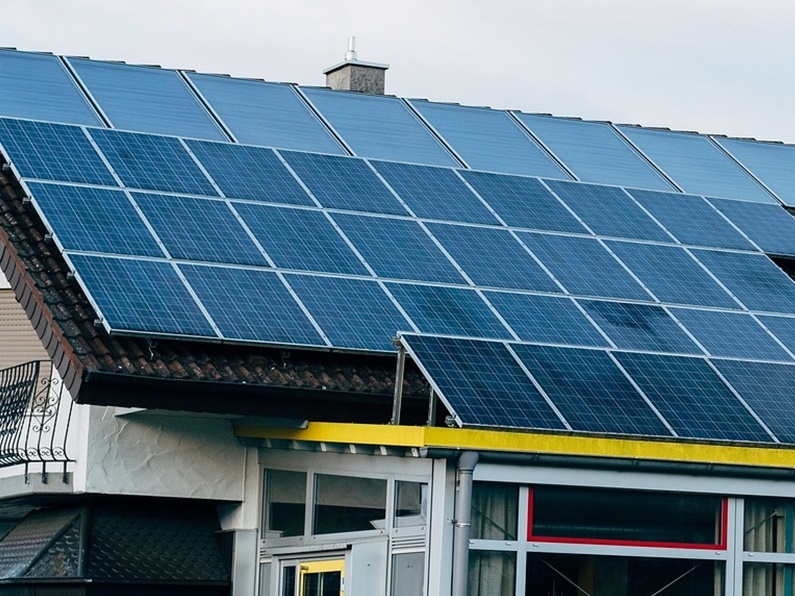 Solaranlagen Reinigung in Roth und Umgebung bei RK Elektrotechnik